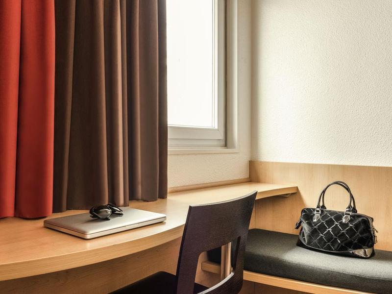 Ibis Budget - Porte De Bagnolet Exterior photo