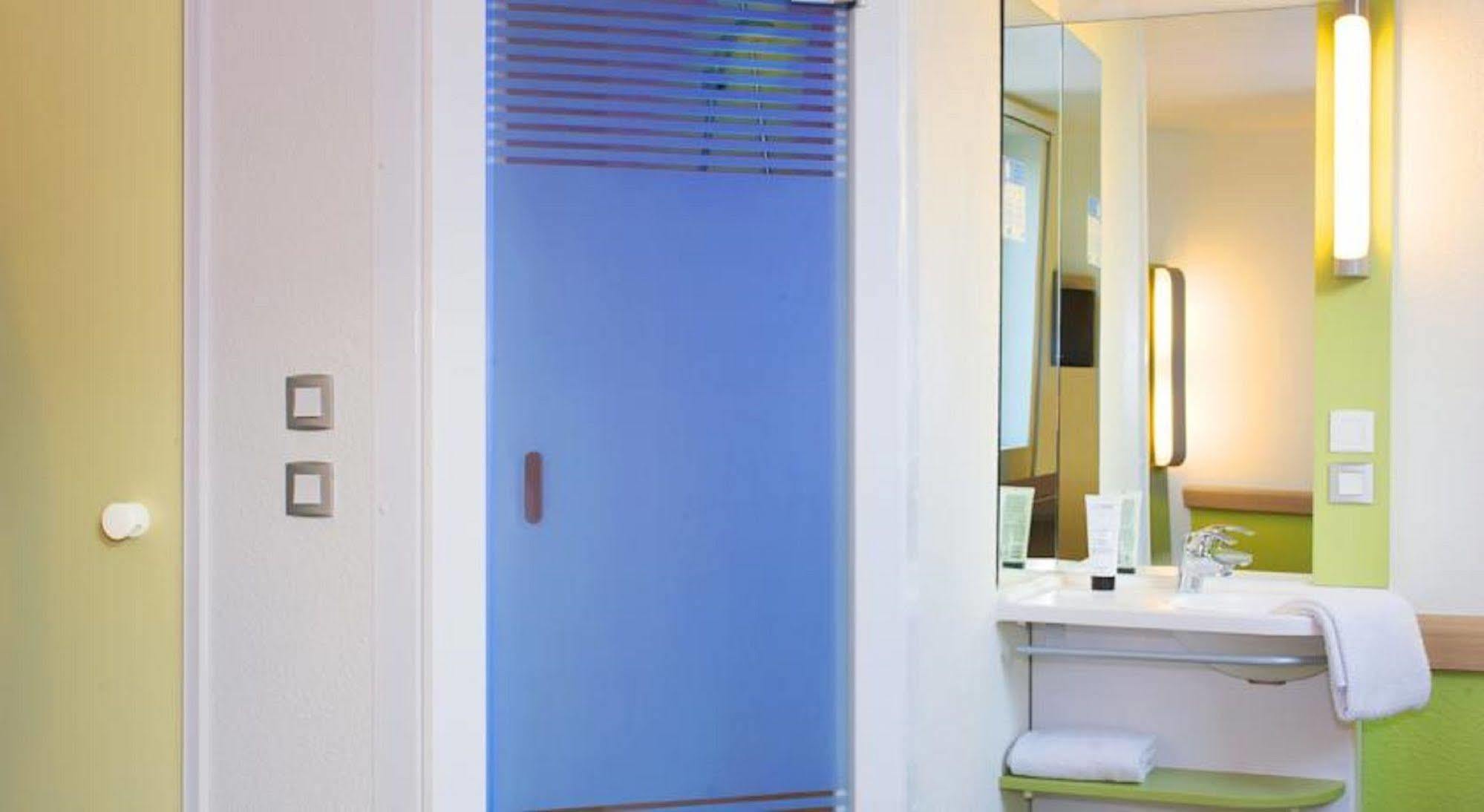 Ibis Budget - Porte De Bagnolet Exterior photo